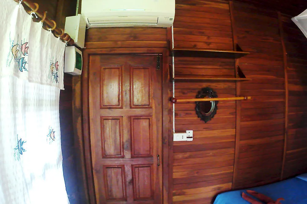 Nice & Easy House Hotel Koh Lanta