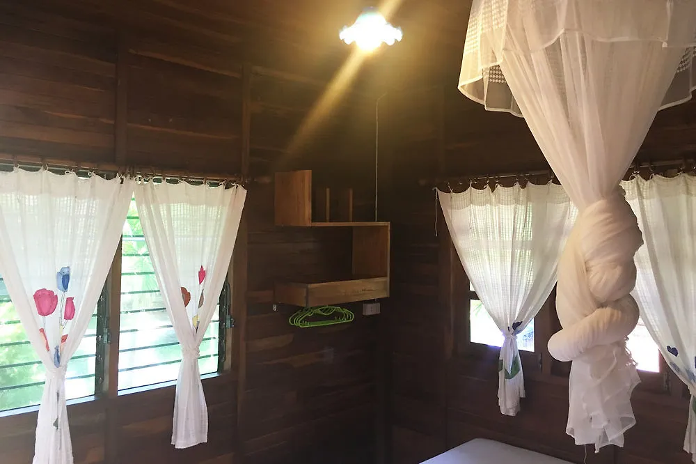 Nice & Easy House Hotel Koh Lanta
