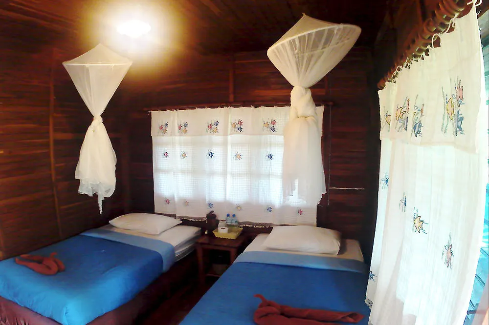 Nice & Easy House Hotel Koh Lanta 3*,
