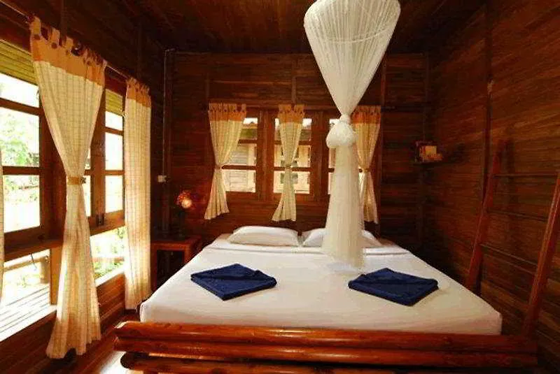 Nice & Easy House Hotel Koh Lanta Thailand