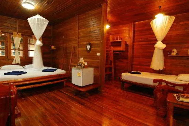 Nice & Easy House Hotel Koh Lanta 3*,  Thailand