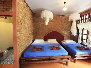 Nice & Easy House Hotel Koh Lanta 3*,